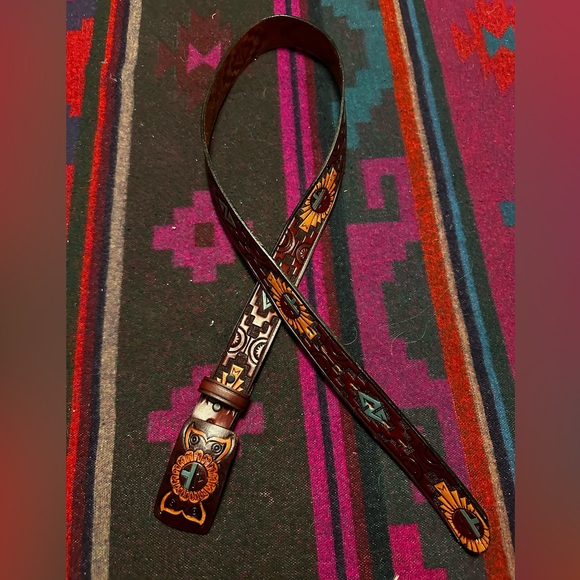 Vintage Leather Belt - Picture 2 of 3